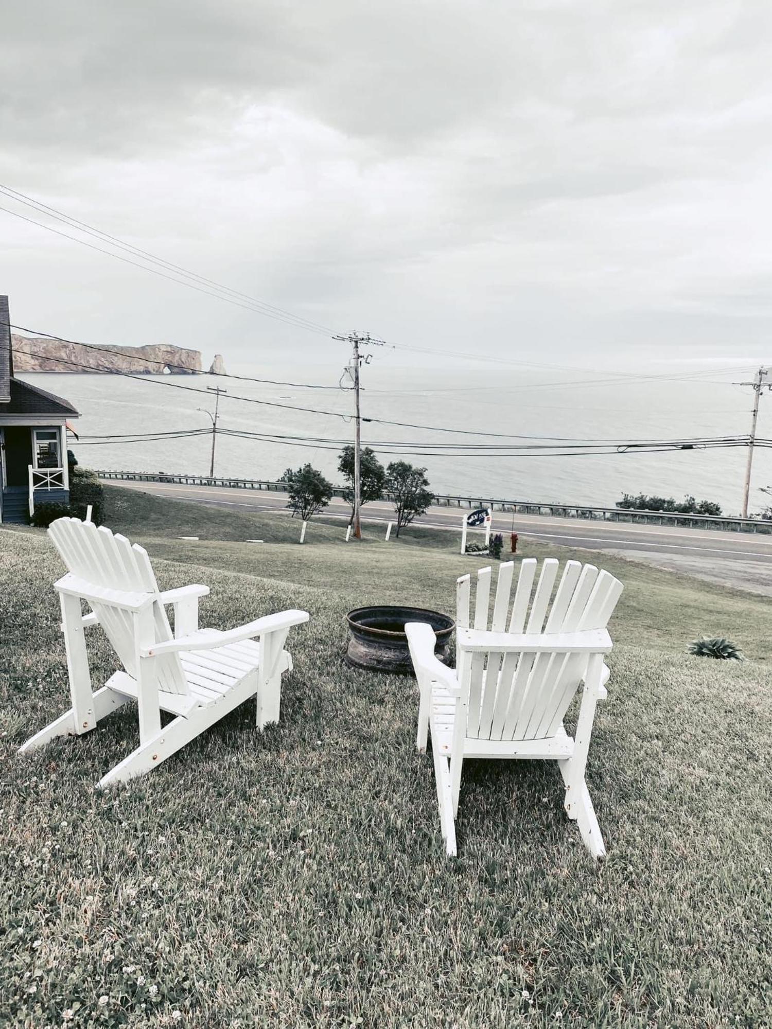 A Bon Port Motel Perce Exterior photo